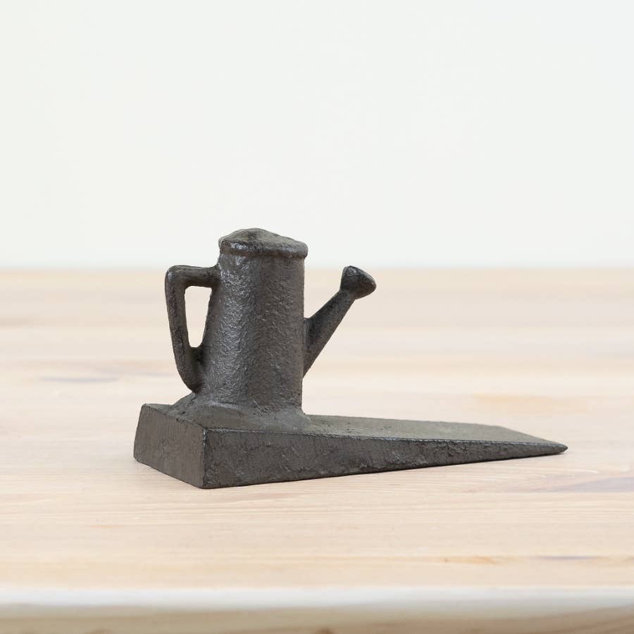 Cast Iron Watering Can Door Wedge – Rustic Door Stop, 13.5cm - RW Home & Garden